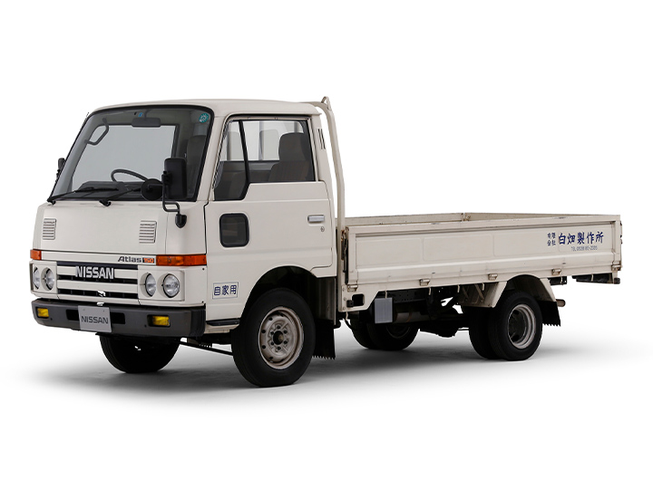 【25％OFF】 日産： NISSAN COLLECTION｜アトラス HERITAGE 外国車輌