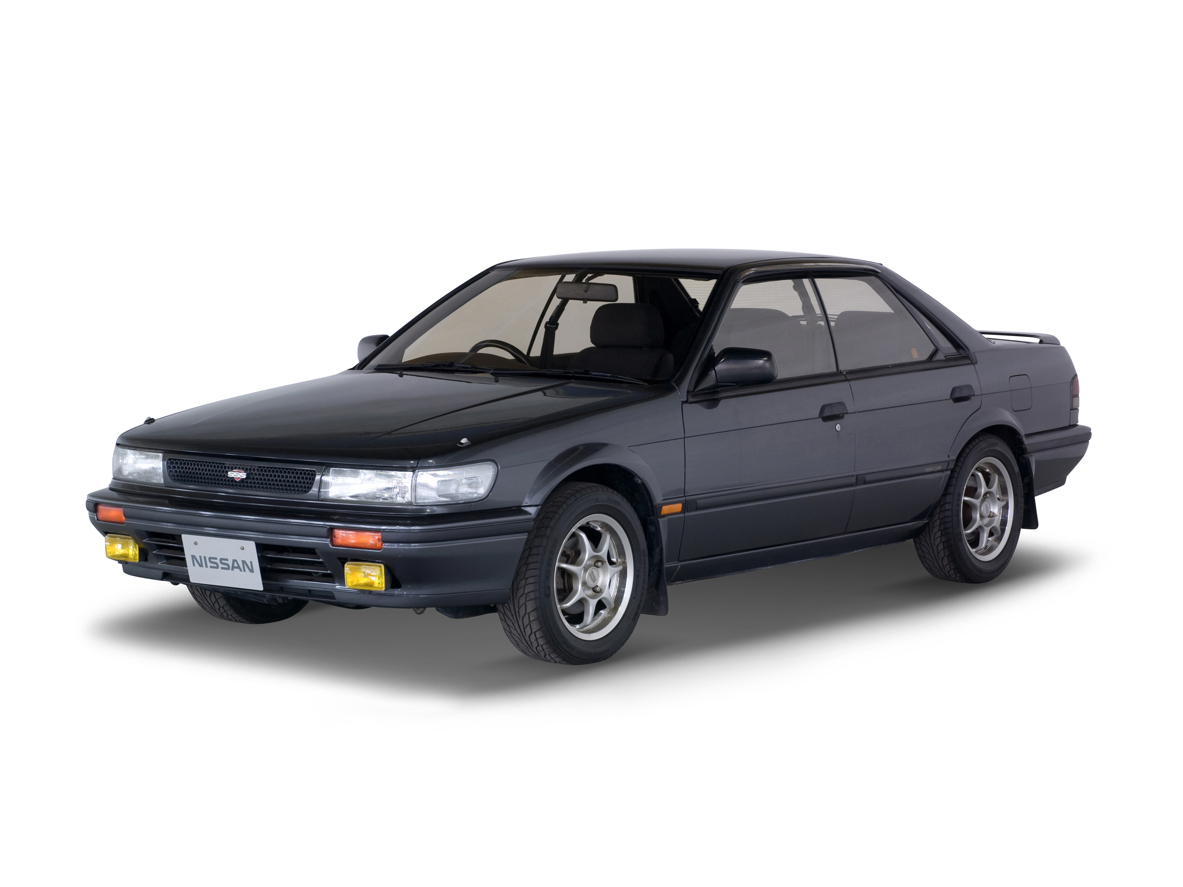 日産： NISSAN HERITAGE COLLECTION｜ブルーバード 4ドアハードトップ 