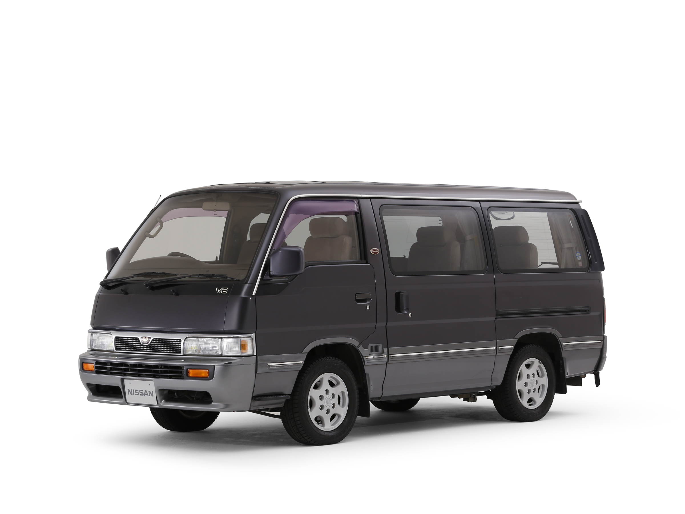 日産： NISSAN HERITAGE COLLECTION｜キャラバン リムジン 2WD