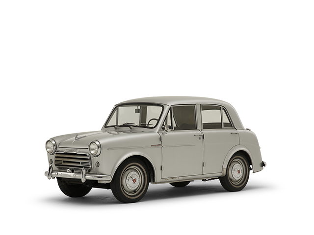 日産： NISSAN HERITAGE COLLECTION｜ダットサン1000 セダン