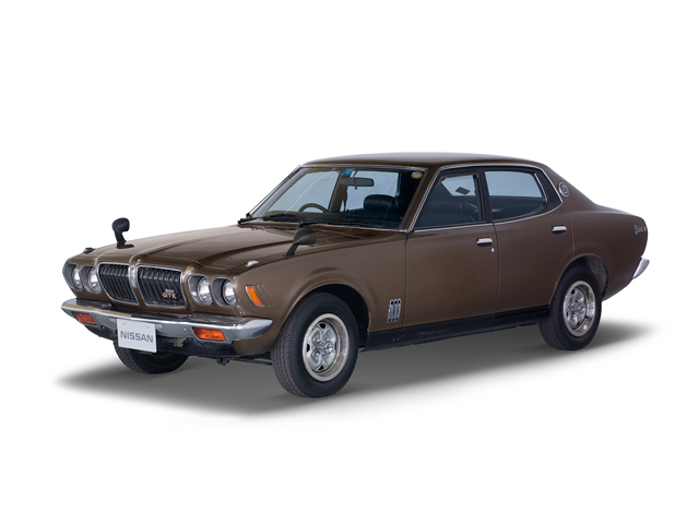 ダットサン ブルーバードUの誕生　46.8.　　日産自動車　ヤケシミ背傷み ダットサン ブルーバードUの誕生 46.8. 日産自動車 ヤケシミ背